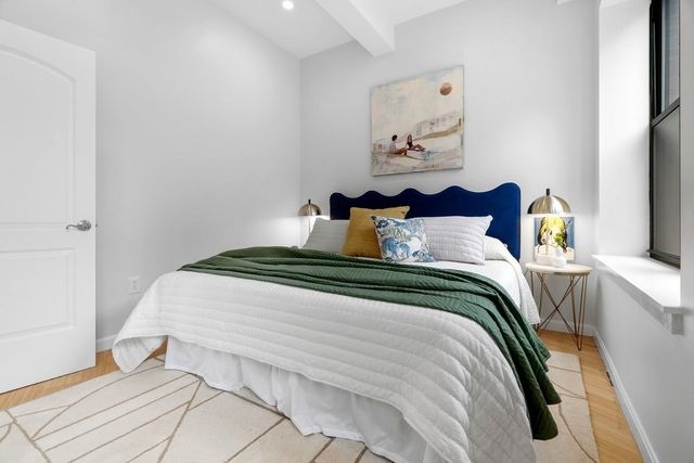 40 Fay St 406, Boston, MA 02118