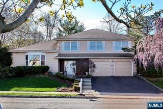 417 Birch Lane, Leonia, NJ 07605