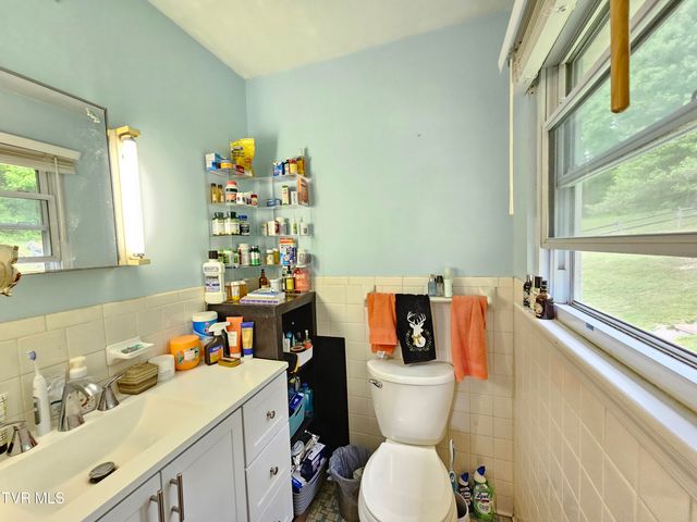 349 Belmont Drive, Bristol, TN 37620