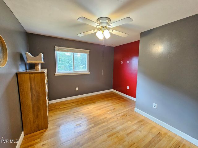 349 Belmont Drive, Bristol, TN 37620