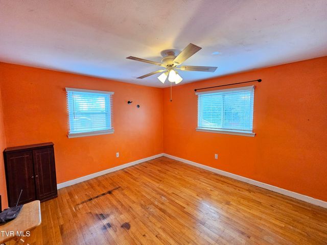 349 Belmont Drive, Bristol, TN 37620