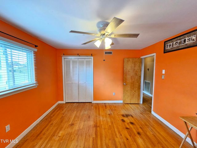 349 Belmont Drive, Bristol, TN 37620