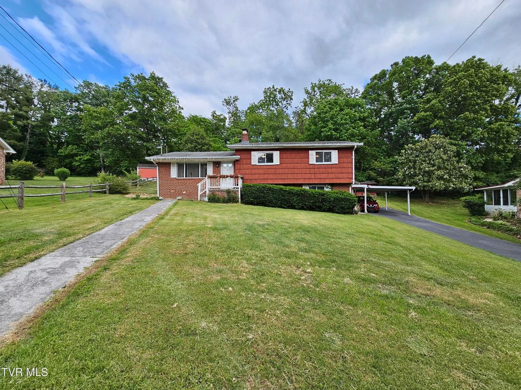 349 Belmont Drive, Bristol, TN 37620