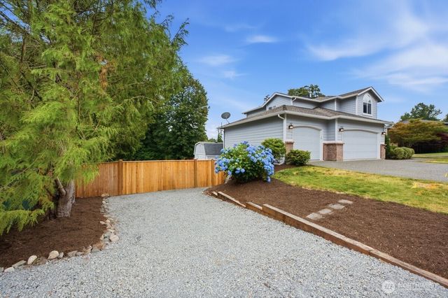 2215 122nd Drive SE, Lake Stevens, WA 98258