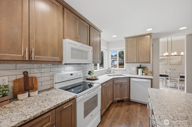 2215 122nd Drive SE, Lake Stevens, WA 98258