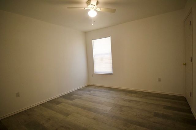 14192 Campfire Circle, Log Cabin, TX 75148