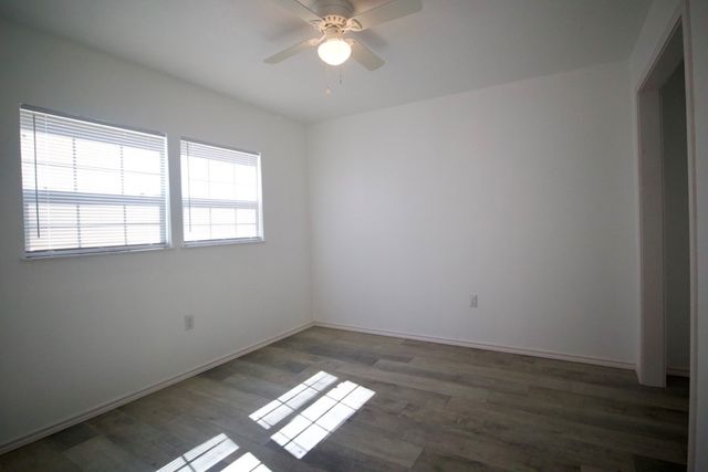 14192 Campfire Circle, Log Cabin, TX 75148