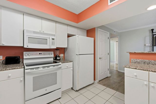 8560 Queensway Blvd Apt 1210, Myrtle Beach, SC 29572