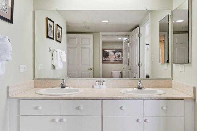 8560 Queensway Blvd Apt 1210, Myrtle Beach, SC 29572