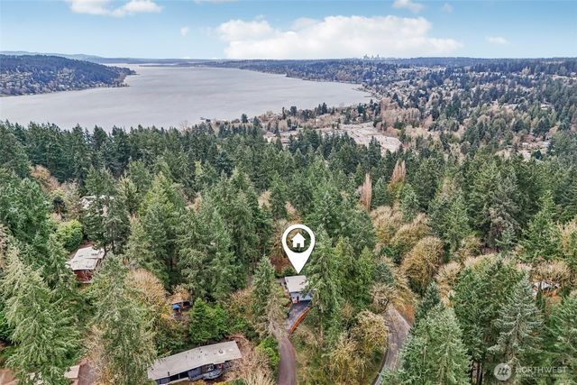 18007 49th Place NE, Lake Forest Park, WA 98155