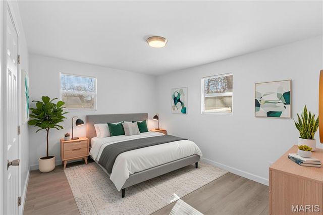 2913 Glade Avenue, St Louis, MO 63136