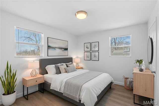 2913 Glade Avenue, St Louis, MO 63136