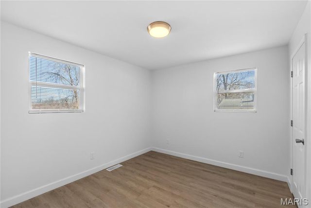 2913 Glade Avenue, St Louis, MO 63136