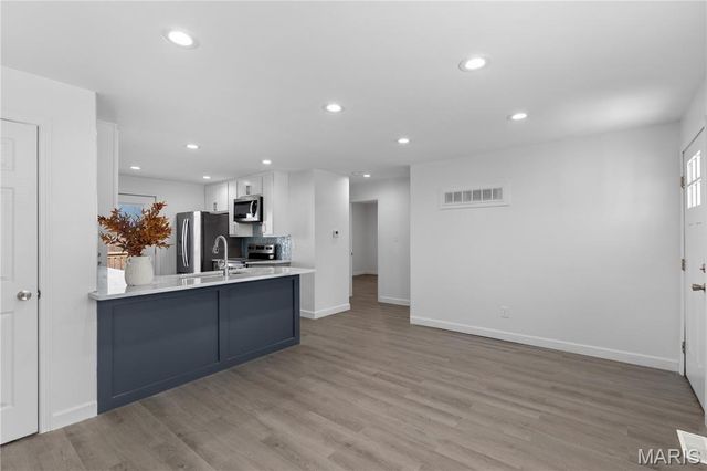 2913 Glade Avenue, St Louis, MO 63136