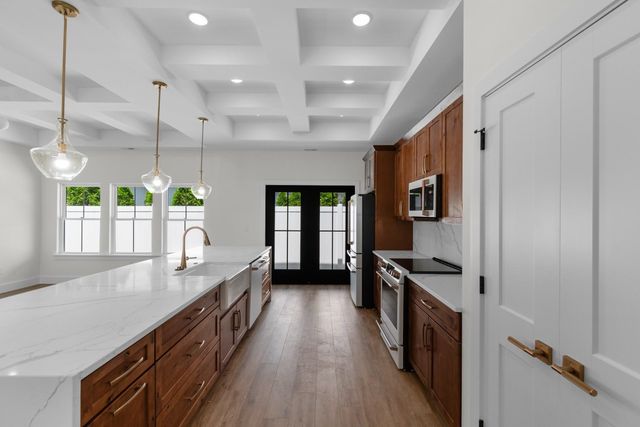 885 Cardinal Pl., North Myrtle Beach, SC 29582