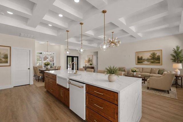 885 Cardinal Pl., North Myrtle Beach, SC 29582