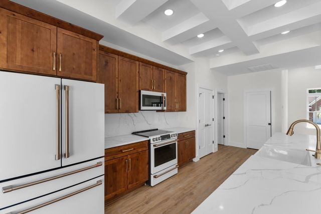 885 Cardinal Pl., North Myrtle Beach, SC 29582