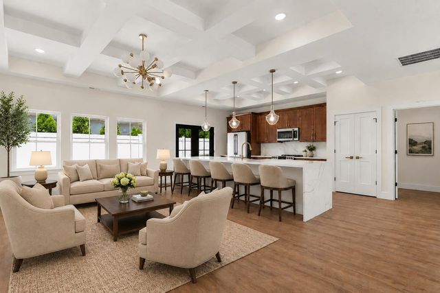 885 Cardinal Pl., North Myrtle Beach, SC 29582