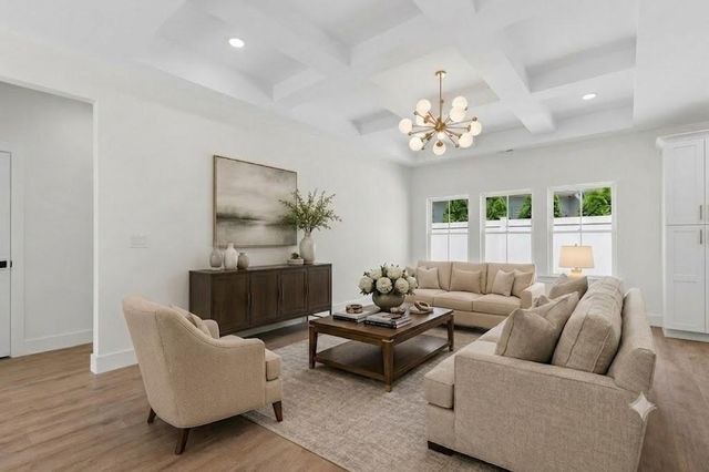 885 Cardinal Pl., North Myrtle Beach, SC 29582