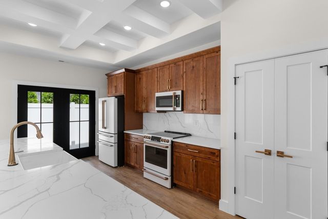 885 Cardinal Pl., North Myrtle Beach, SC 29582
