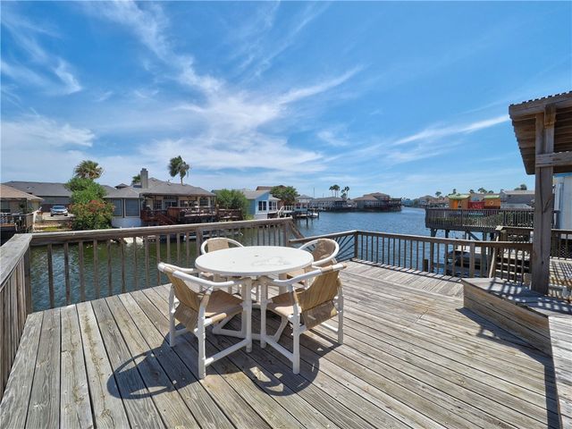 15306 Yardarm Ct, Corpus Christi, TX 78418
