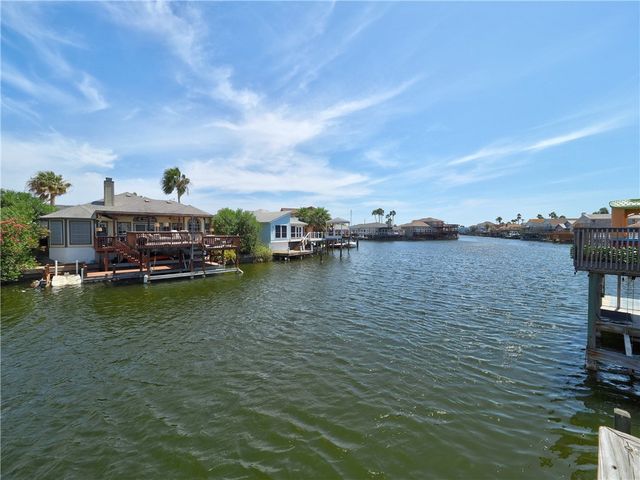15306 Yardarm Ct, Corpus Christi, TX 78418