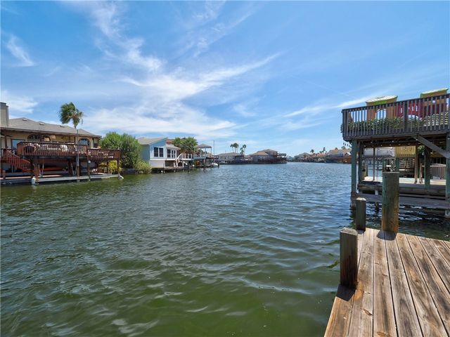 15306 Yardarm Ct, Corpus Christi, TX 78418