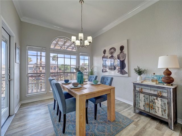 15306 Yardarm Ct, Corpus Christi, TX 78418