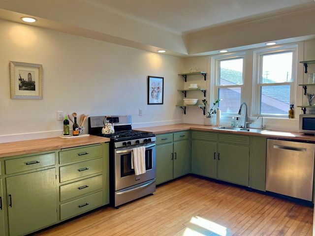 721 WASHINGTON AVENUE, Oshkosh, WI 54901