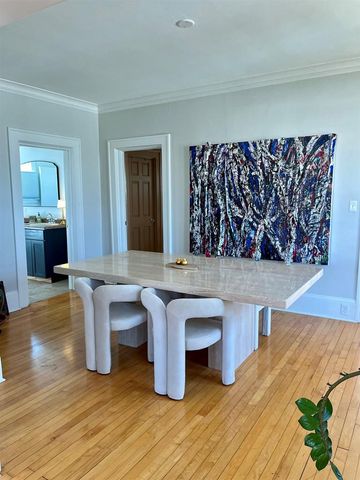 721 WASHINGTON AVENUE, Oshkosh, WI 54901