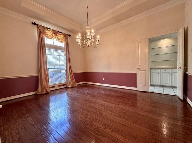 85 Rosewood Street, Lake Jackson, TX 77566