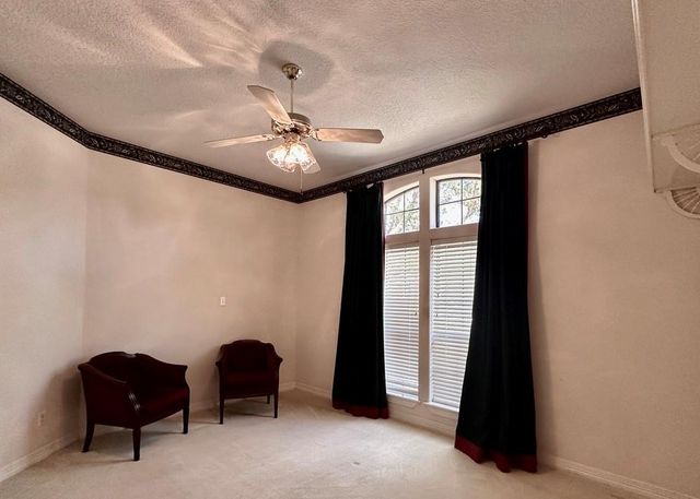 85 Rosewood Street, Lake Jackson, TX 77566