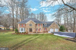5828 HUNTON WOOD DR, Broad Run, VA 20137