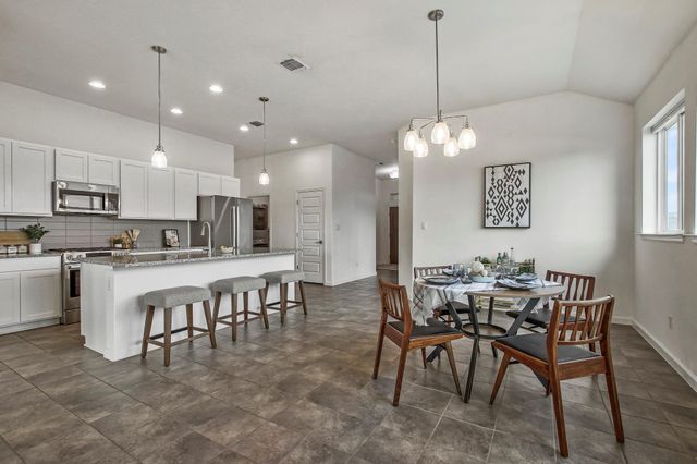 133 James Rose LN, Bastrop, TX 78602