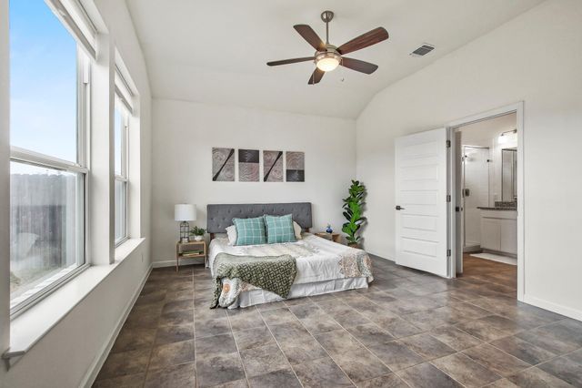 133 James Rose LN, Bastrop, TX 78602