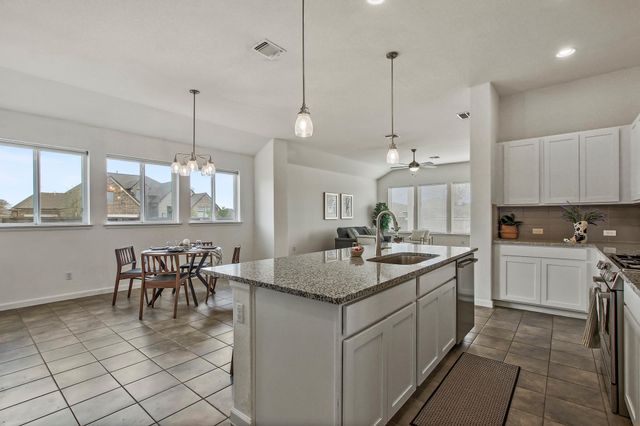 133 James Rose LN, Bastrop, TX 78602