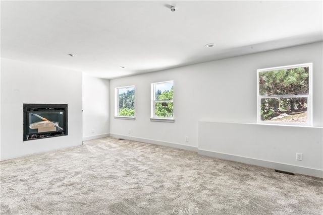 26701 Merced Lane, Lake Arrowhead, CA 92352