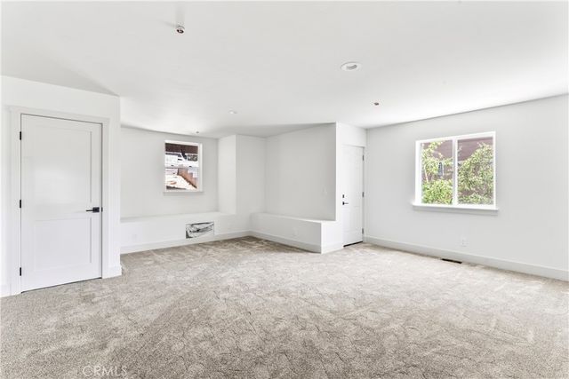 26701 Merced Lane, Lake Arrowhead, CA 92352