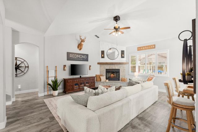 1934 Nina Way, Yuba City, CA 95993