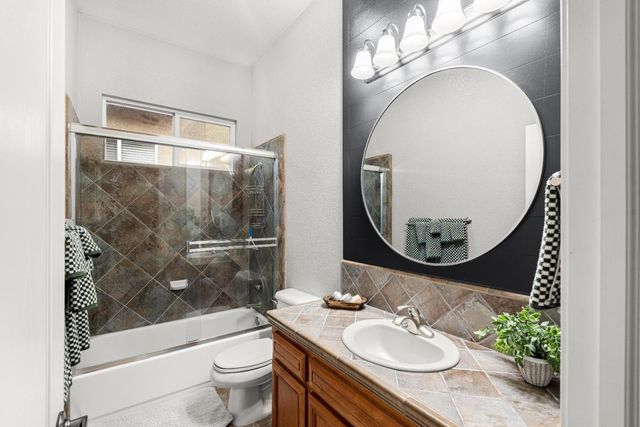 1934 Nina Way, Yuba City, CA 95993