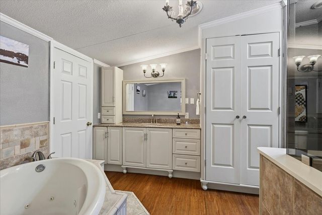 141 Little River, Mabank, TX 75156