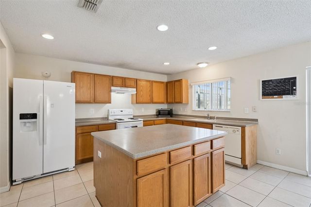 1533 BLUE SKY WAY, Clermont, FL 34714