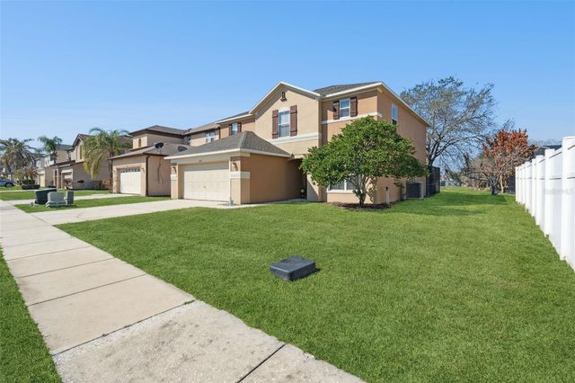 1533 BLUE SKY WAY, Clermont, FL 34714