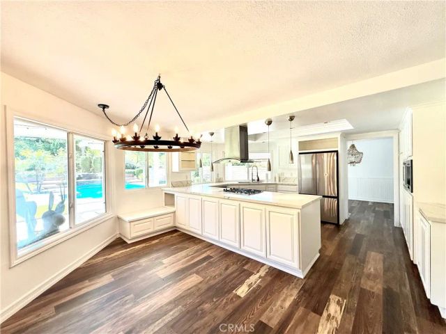 6754 E Leafwood, Anaheim Hills, CA 92807