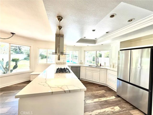 6754 E Leafwood, Anaheim Hills, CA 92807
