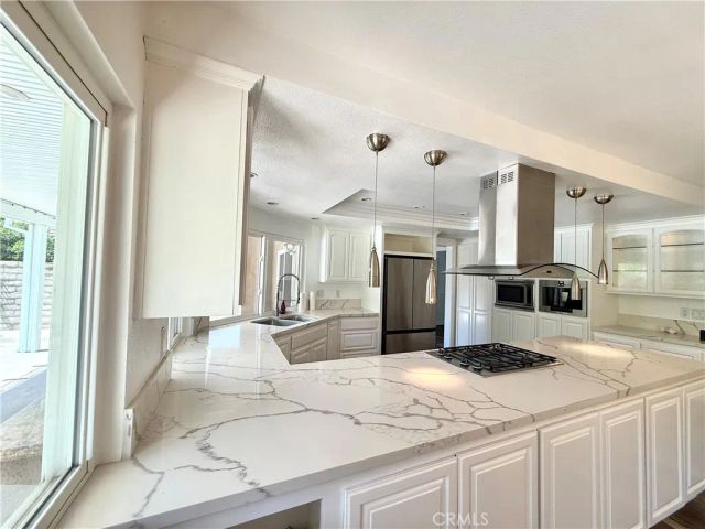 6754 E Leafwood, Anaheim Hills, CA 92807
