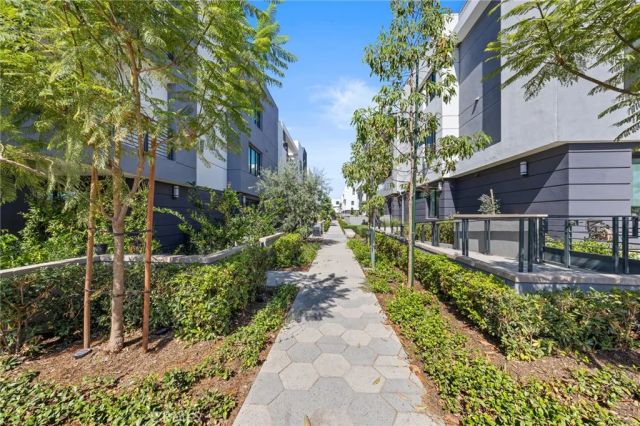 16175 Dawn Way 103, Tustin, CA 92782