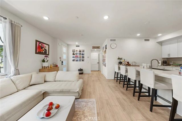 16175 Dawn Way 103, Tustin, CA 92782