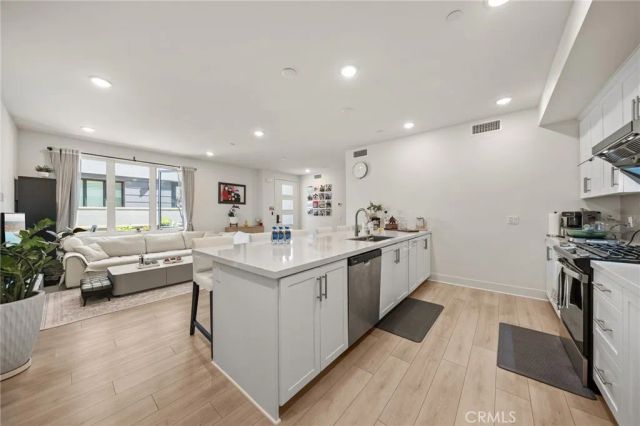 16175 Dawn Way 103, Tustin, CA 92782