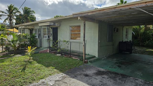 17000-17002 NE 3rd Ct, North Miami Beach, FL 33162